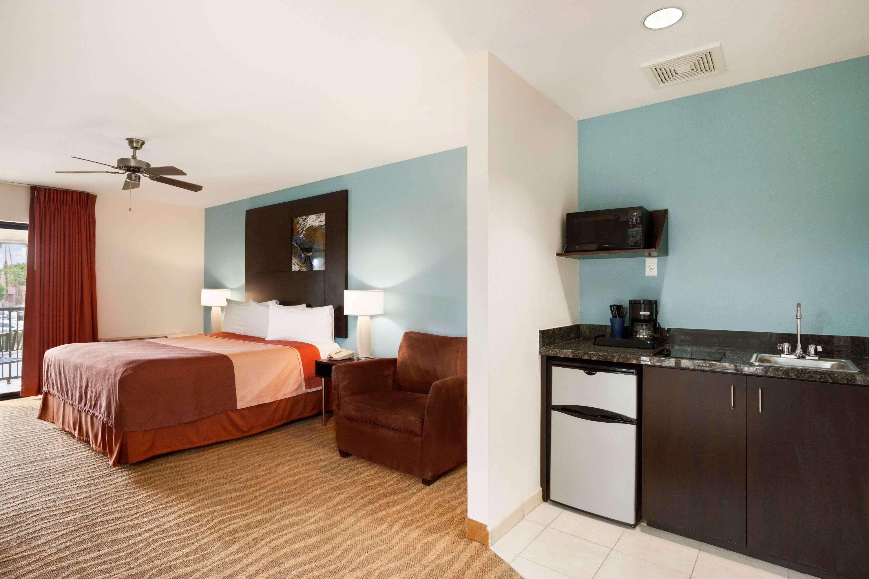 Super 8 By Wyndham Hotel Indio