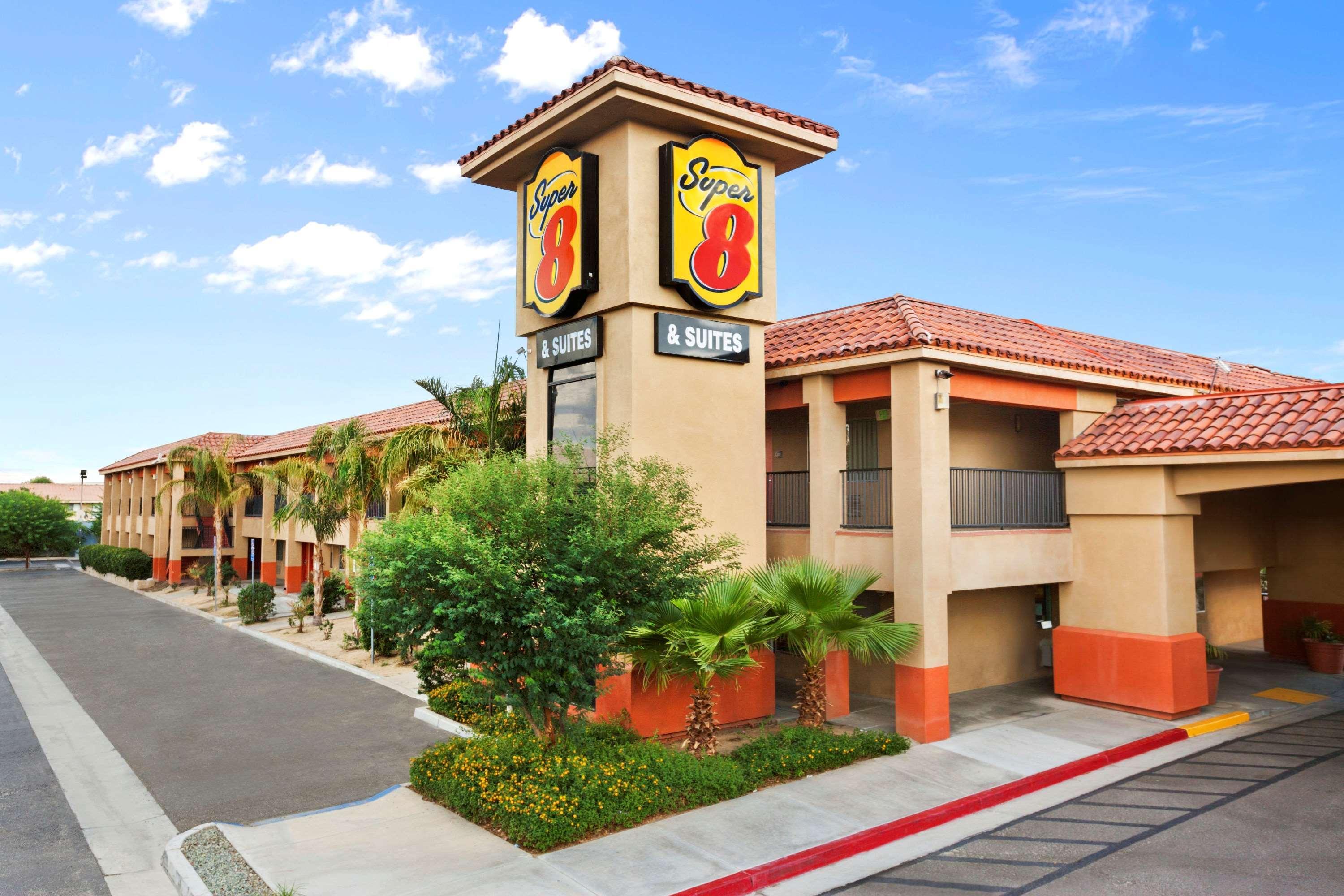 Hotel Super 8 By Wyndham Indio