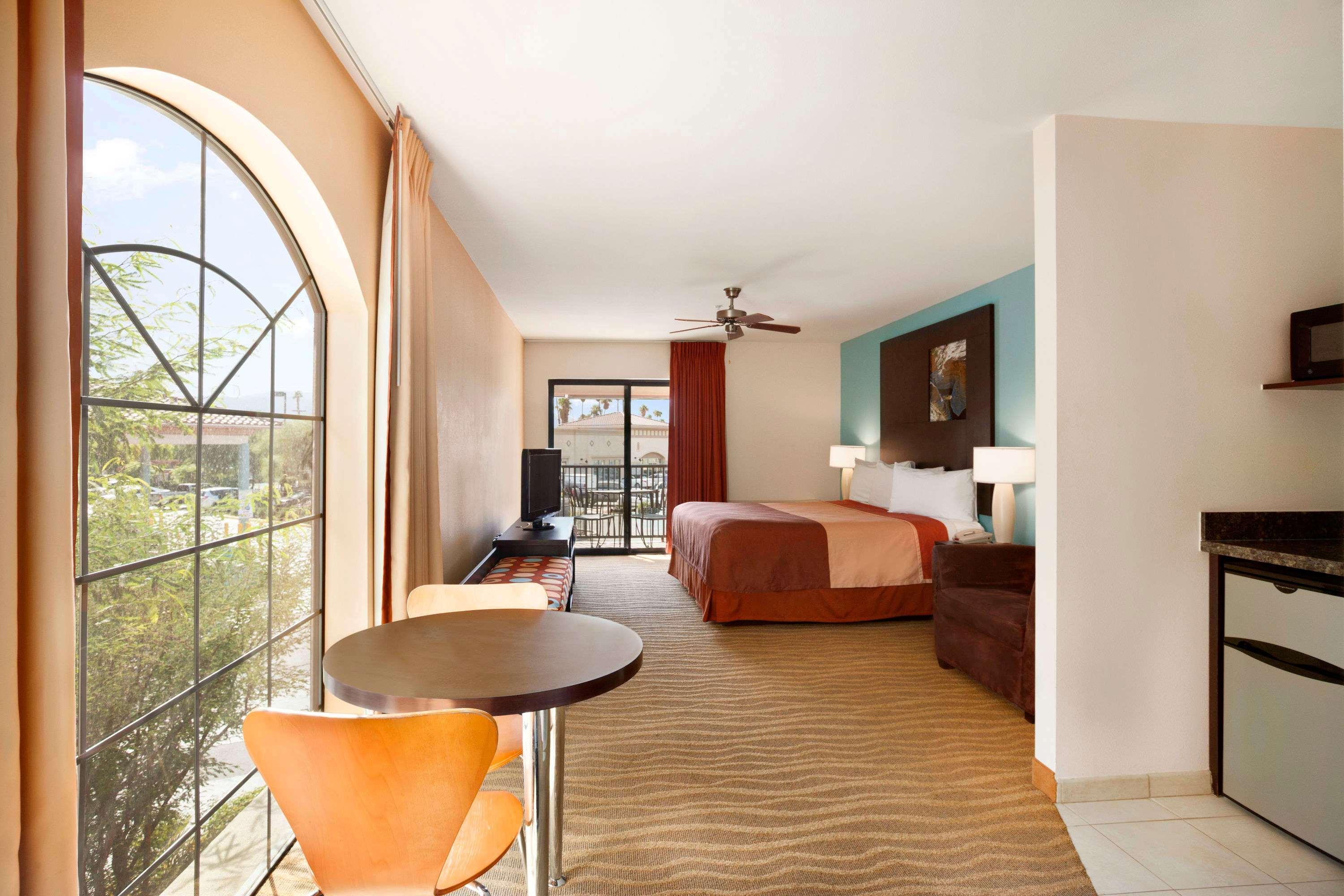 Super 8 By Wyndham Hotel Indio