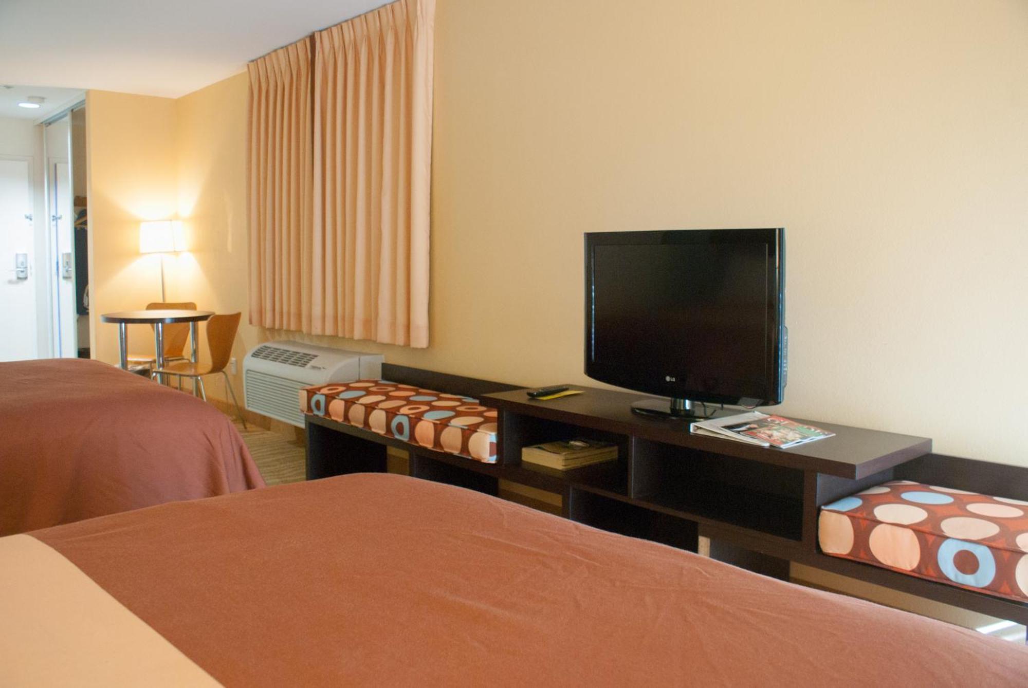 Super 8 By Wyndham 3*
