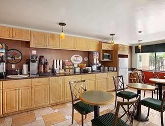 Super 8 By Wyndham 3* Indio