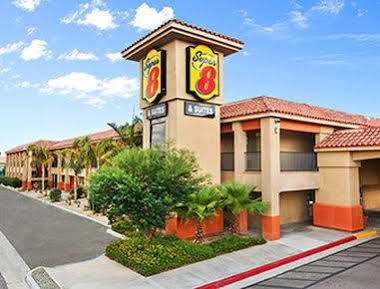 Super 8 By Wyndham Hotel 3*