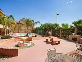 Super 8 By Wyndham